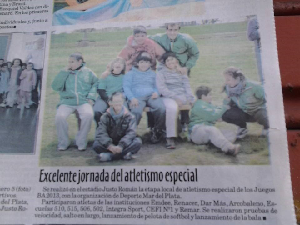Diario La Capital, Suplemento Los Pibes y la Familia, pág.2, 24 de octubre de 2013, Mar del Plata